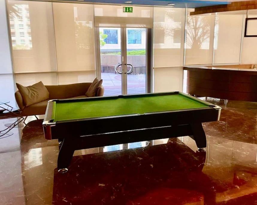 Marina View With Pool, Gym, Tennis Court, 5 Mins To Beach Dubai Esterno foto