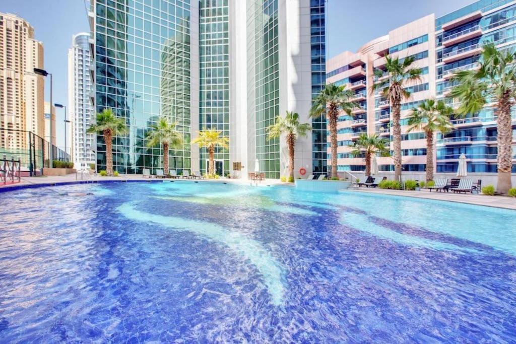 Marina View With Pool, Gym, Tennis Court, 5 Mins To Beach Dubai Esterno foto